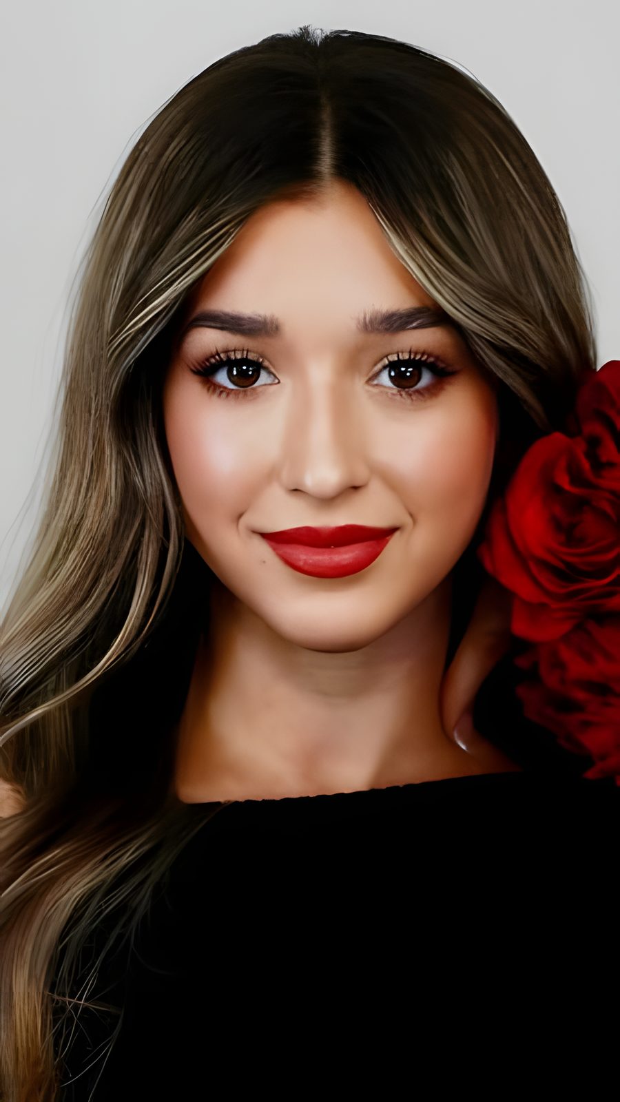 Retrato de una candidata con una rosa roja